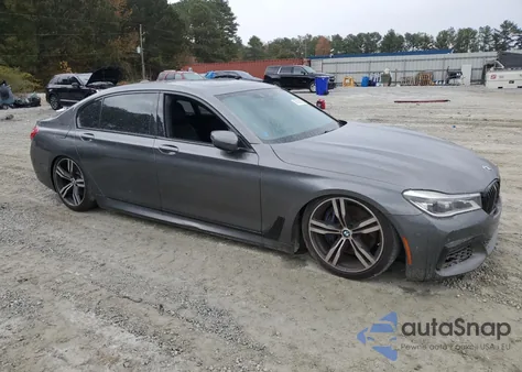 2017 BMW 750 I Mspt z USA, uszkodzony, nr VIN WBA7F0C57HGM21279